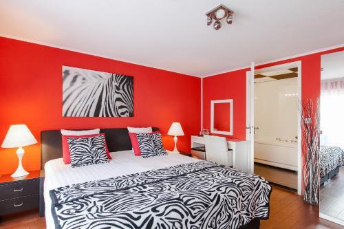 Hostal Alex Rooms Amsterdam Airport