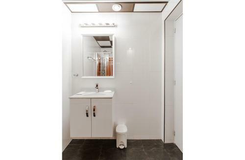 Hostal Alex Rooms Amsterdam Airport