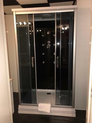 Hostal Alex Rooms Amsterdam Airport