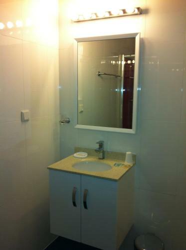 Hostal Alex Rooms Amsterdam Airport