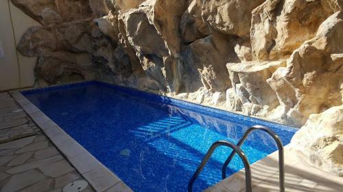 2 Bedroom Apartment E8 Located Pool Level, Sea View, Free Wifi