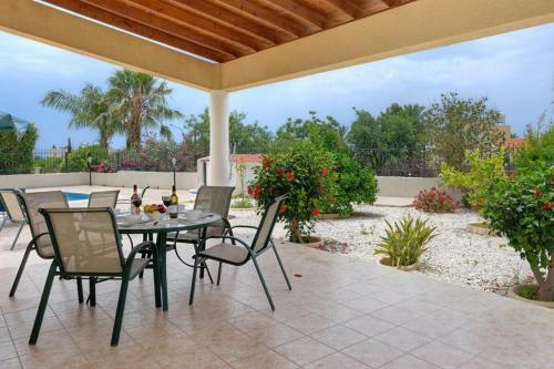 Villa Dentro Walking Distance To Coral Bay Centre