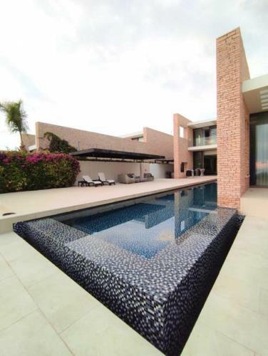 Kapetanos Holiday Vila