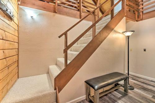 Dreamy Pinetop Log Cabin Golf, Hike And Ski!