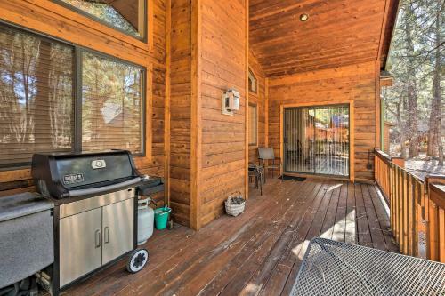 Pinetop Lakes Home With Decks Golf, Hike And Ski