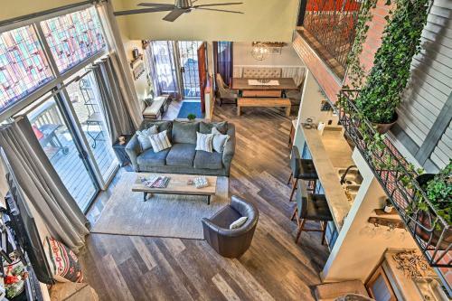 Relaxing Pinetop Townhome With Deck And Grill!