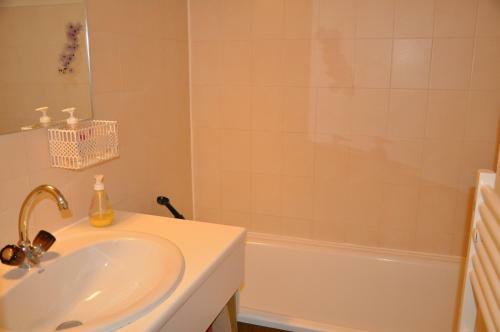 Apartamento Beaulieu 18a - Chamroc Immobilier