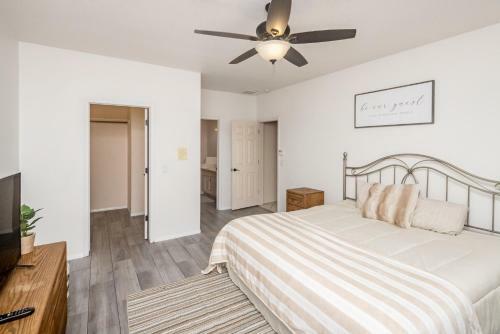 New! Desert Pool & Spa Home, Minutes To Beach!