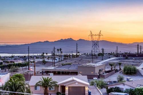 360 Lake Havasu Views With Pool & Bbq!