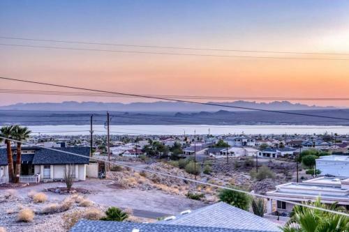 360 Lake Havasu Views With Pool & Bbq!