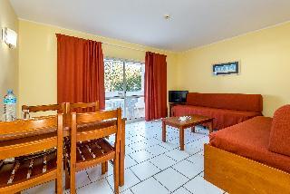 Aparthotel Pateo Village