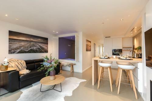 Relaxing Wellness Apartment With Sauna, Jacuzzi And 2 Terraces