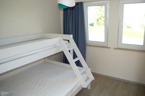Sunny Apartment In Residential Park - de Haan