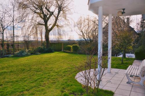 Villa C�leste Met Jacuzzi Nabij Kust De Haan