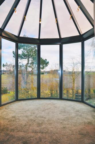 Villa C�leste Met Jacuzzi Nabij Kust De Haan