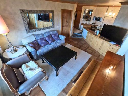 Beautiful Apartment Over The Mountain
