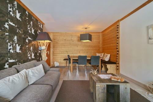 Apartment Combining Charm And Comfort