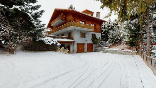 Apartment In Crans-montana For 7 Persons, Covered Parking