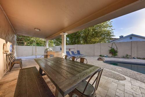 Spacious & Updated House Pool
