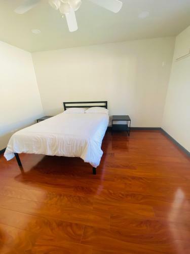 Amazing Mesa Home With Basement! Sleeps 18!