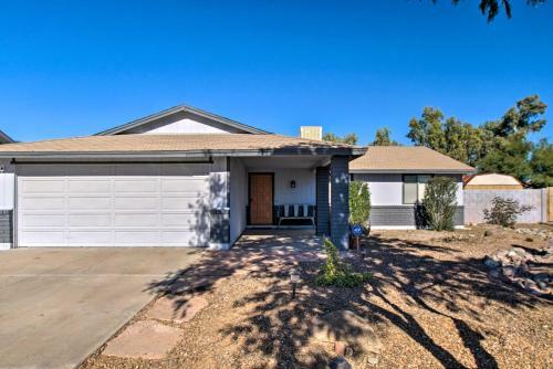 Mesa Home With Fenced Yard, Walk To Sloan Park!