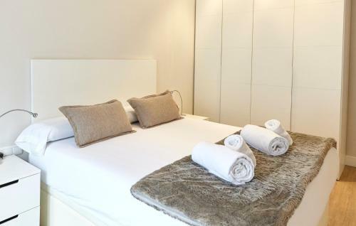 Miramon Apartment By Basquehomes