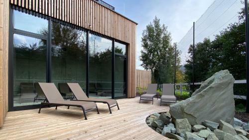 Hotel Tee Room ?eladn� & Wellness