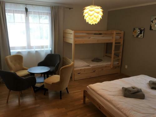 Hostal Vila Apalucha49 ?eladn� - 12 Osob