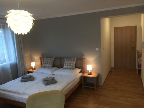 Hostal Vila Apalucha49 ?eladn� - 12 Osob