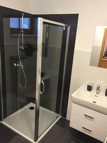 Hostal Vila Apalucha49 ?eladn� - 12 Osob