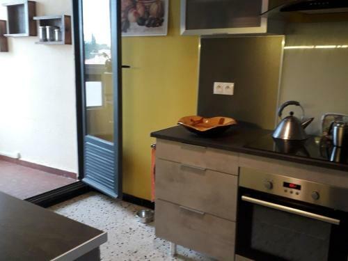 Maison Cap D'agde, 4 Pi�ces, 5 Personnes - Fr-1-607-65