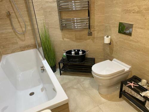 Luxury Ocean Spa Plaza Private Large 1 Bed Apartment