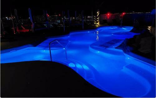 Luxury Ocean Spa Plaza Private Large 1 Bed Apartment