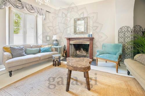 Posada Gaia 4 Bed Victorian House With Plunge Pool