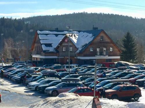 Apartm�n "u N�s Doma" V Chat? Alfa ?ern� D?l