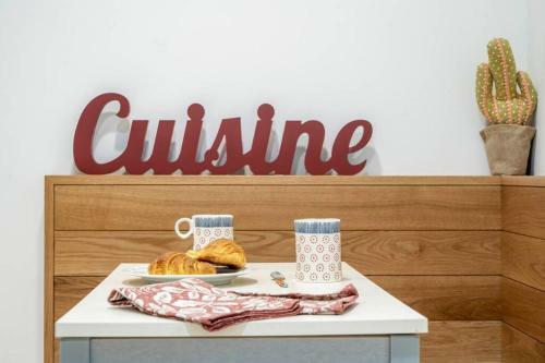 Zurriola Beachfront Luxury Apartment