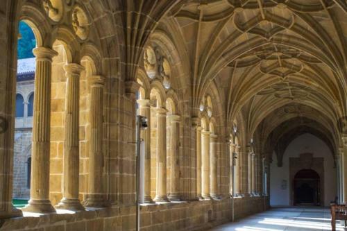 Zurriola Beachfront Luxury Apartment