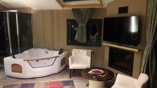 Velena Hotel