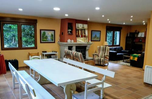 Casa De Cimadevila