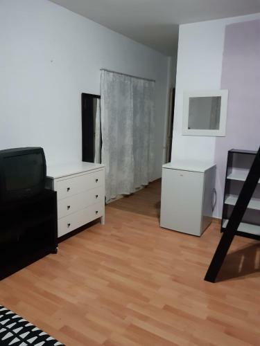 Habitaci�n C�moda Con Ba�o Individual