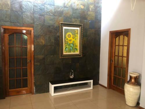 Villa Albanint Hostel & Camping