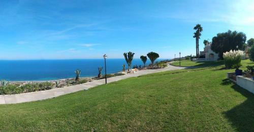 Vistas Infinitas Sobre El Mar-infinite Views On The Sea