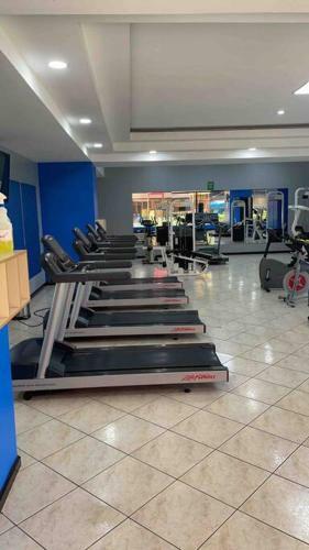 Apartamento Zona 10 Con Piscina