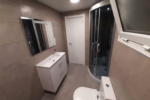 Apartamento Modern Huge Appartement, Just 100 M From The Beach