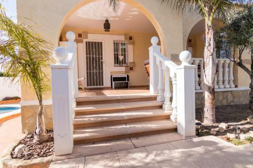 Family Villa With Private Pool