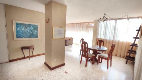 Apartamento Grande 3 Habitaciones Z10