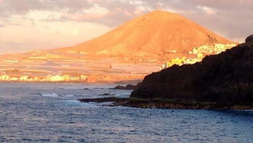 Apartamento G�ldar Penthouse Over The Sea!