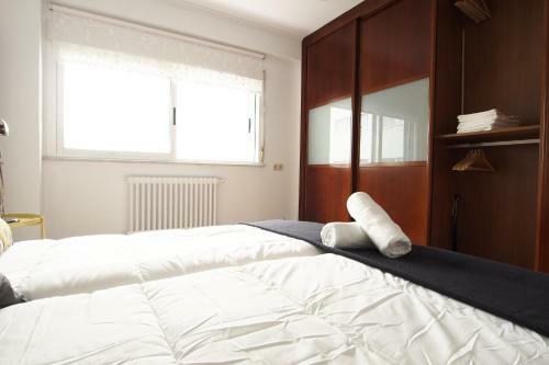 Apart Xxlll 24h Catedral Garaje