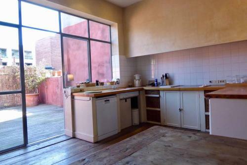 Apartamento Spacious Duplex + Terrace In Ghent. Top Location!