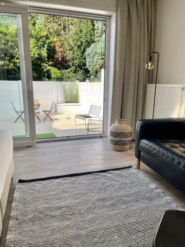 Unique Luxury Apartment With Cosy Garden!